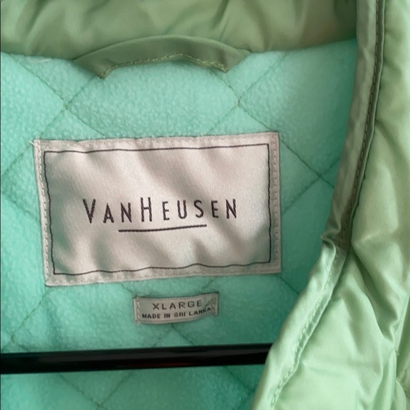 Van Heusen Green Puffer Vest - Picture 6 of 7